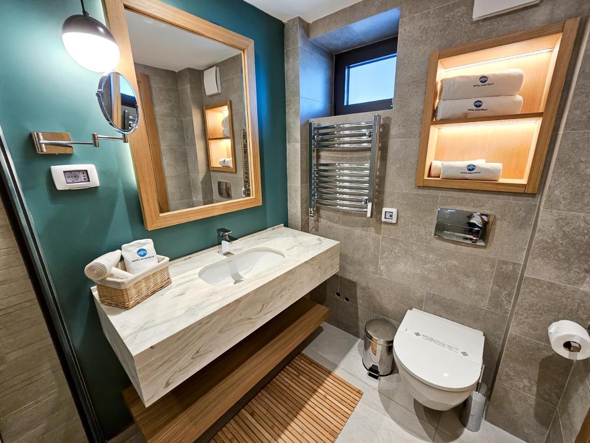 אולסינץ' The New Hotel Mediteran - Villa Edition מראה חיצוני תמונה