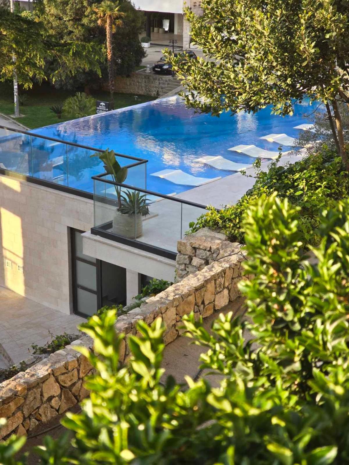 אולסינץ' The New Hotel Mediteran - Villa Edition מראה חיצוני תמונה